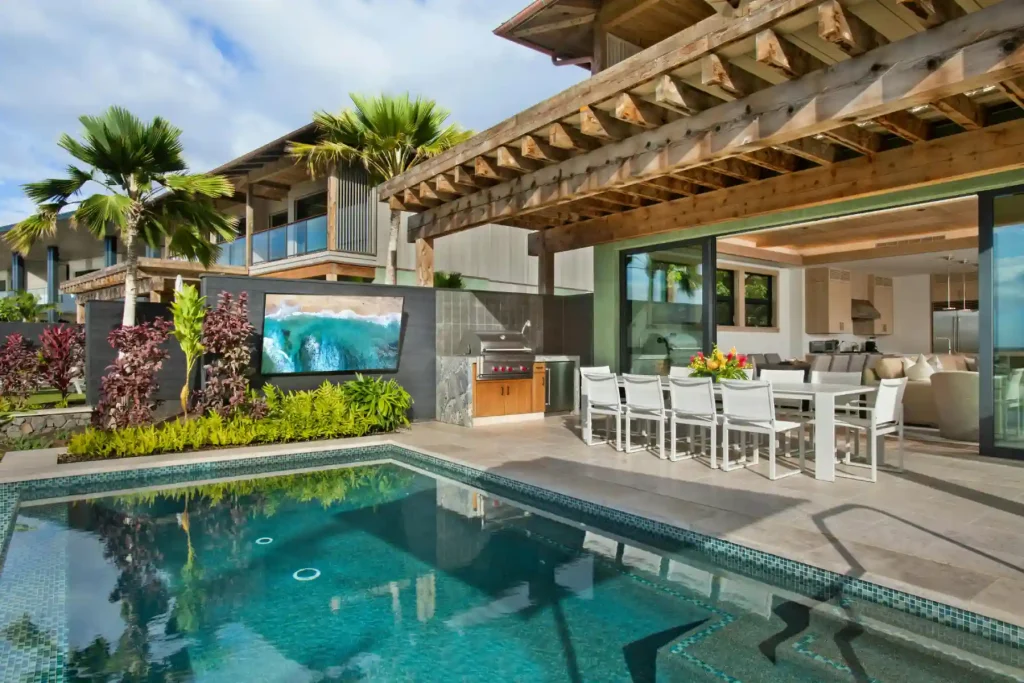 Outdoor Living (2)